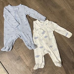 Carter’s footie pjs